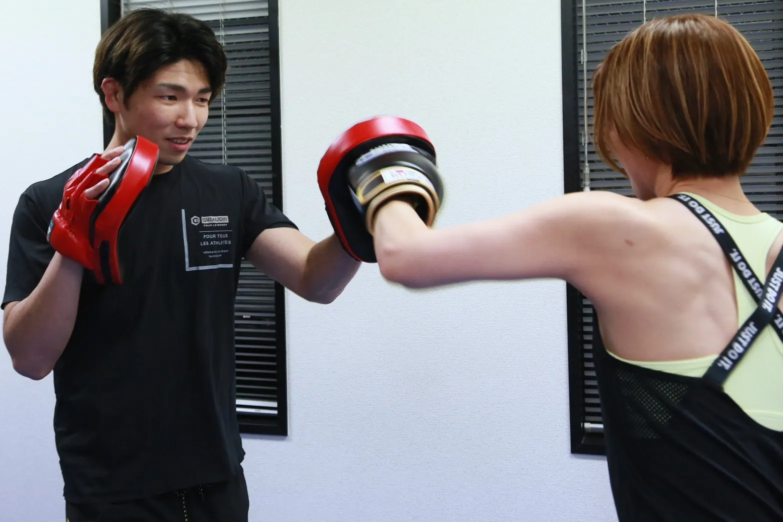 HKスタジオのヒーロー画像